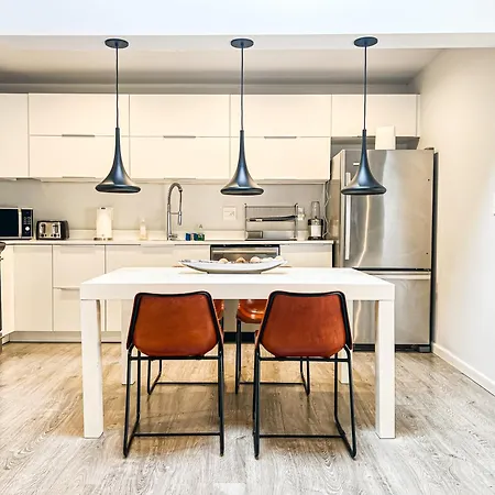 Spacious 2Br Unit In An Outstanding Location
